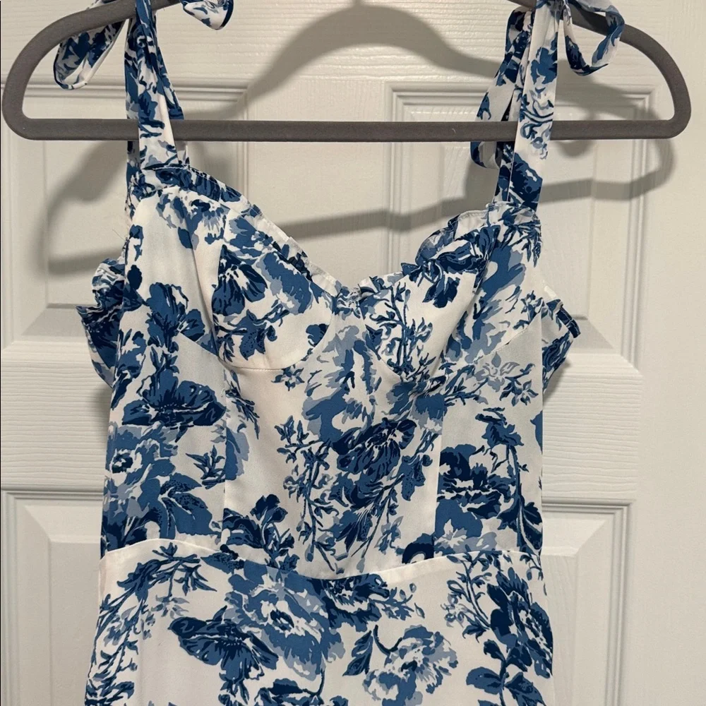 Blue Floral Tie-Strap Midi Dress - White & Blue o.p.t. Sz M - Picture 2 of 12